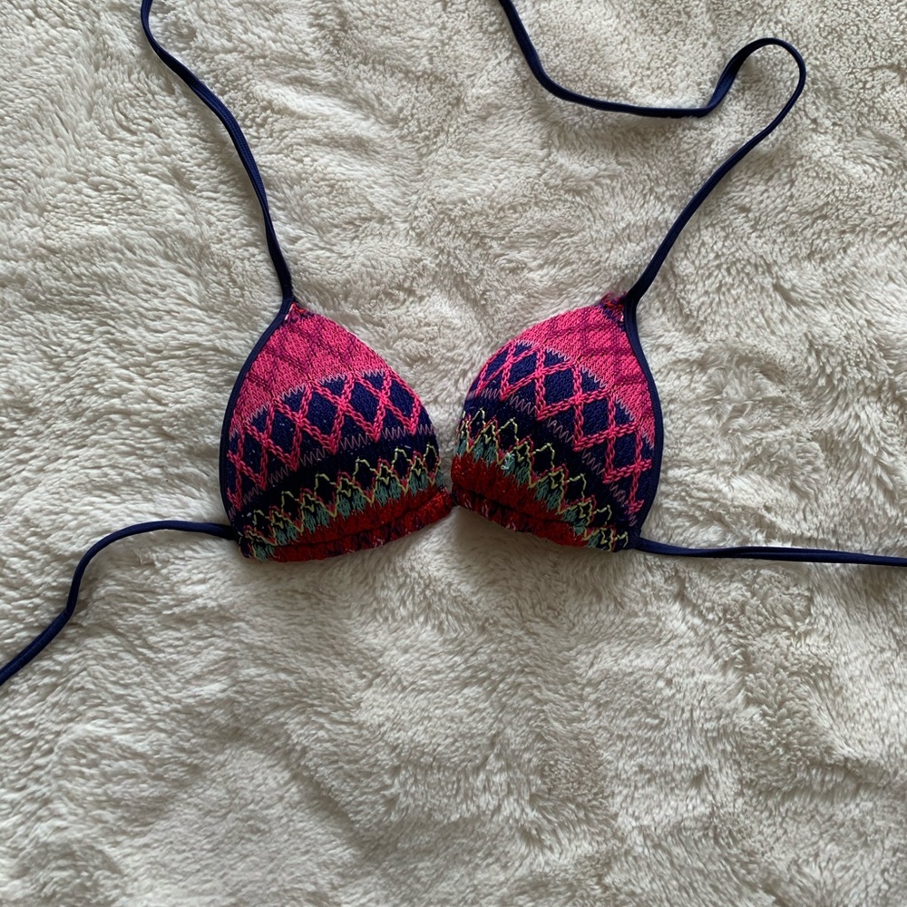 Hollister push-up bathing suit top